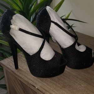 Black Rhinestone Platform Heel